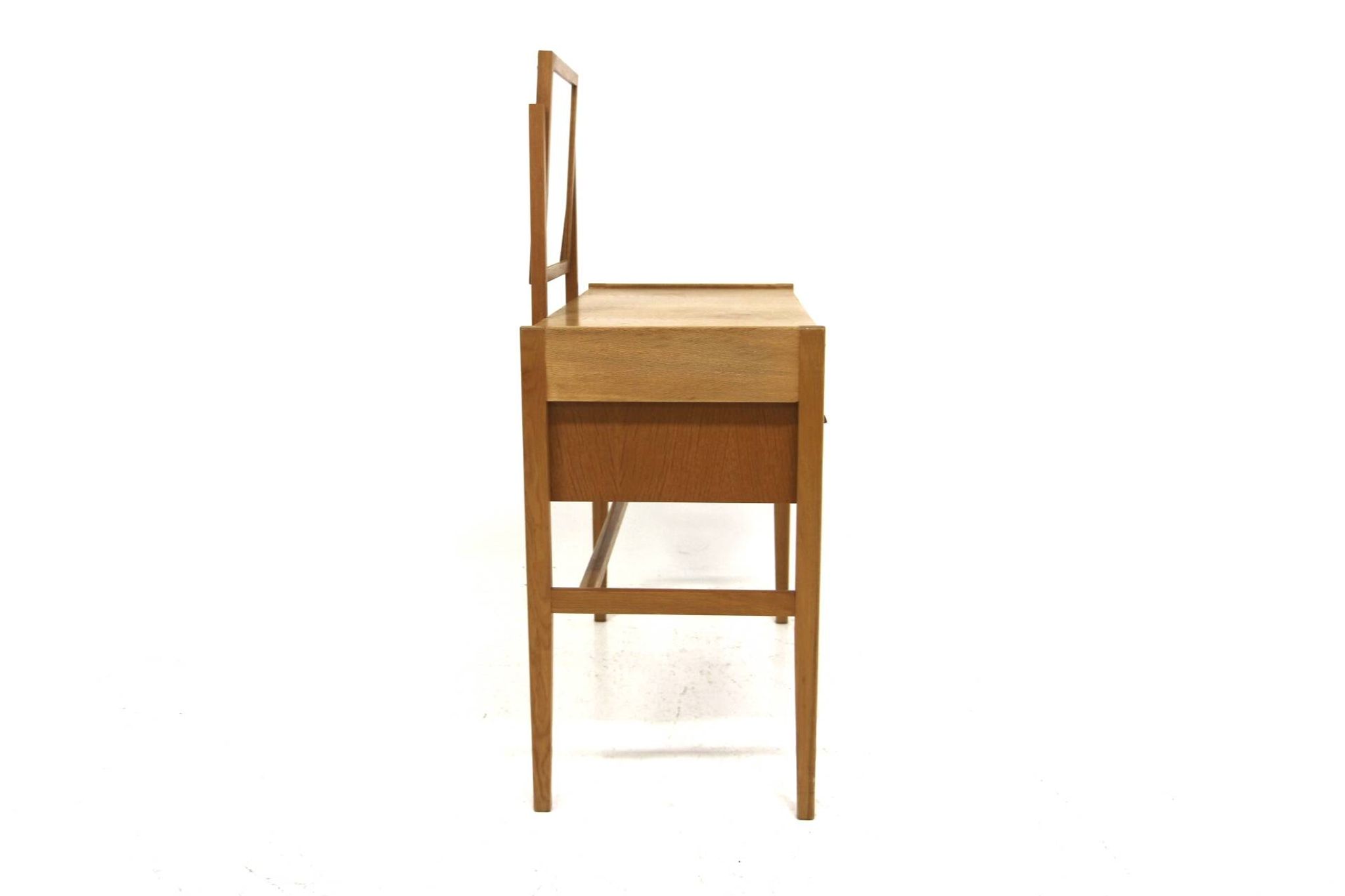 Coiffeuse scandinave en chêne, Suède, 1960