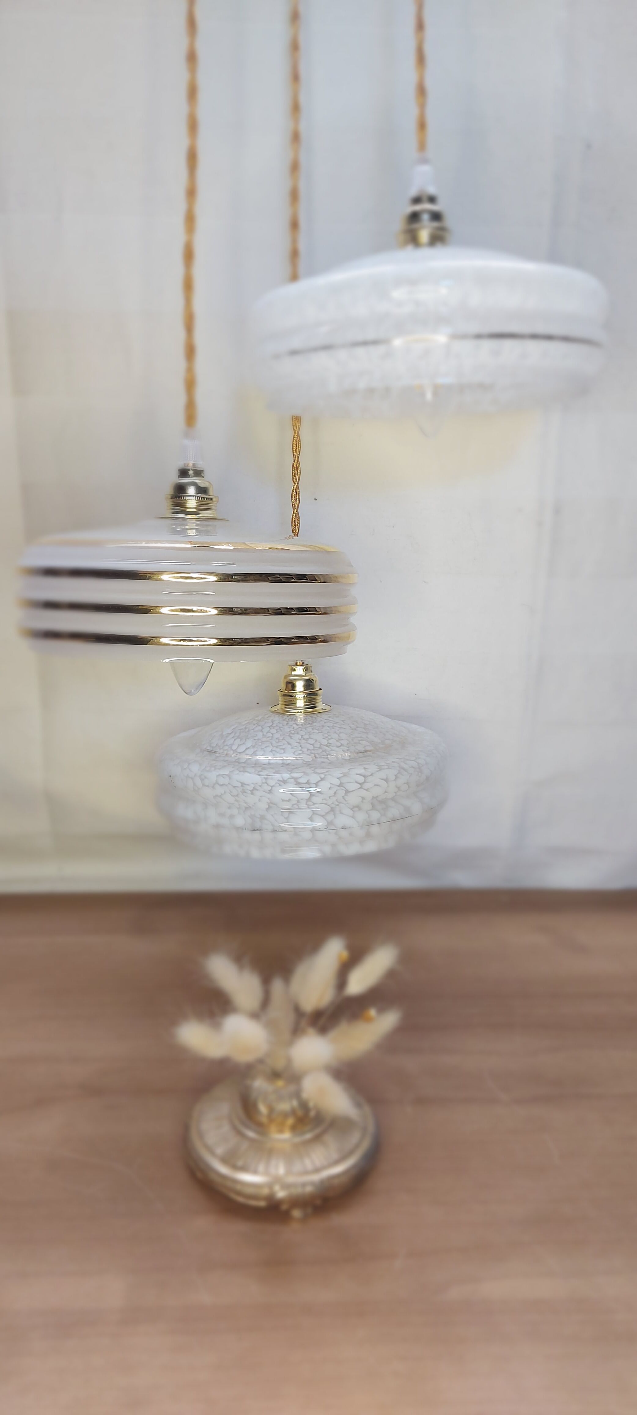 Vintage art deco pendant lamp