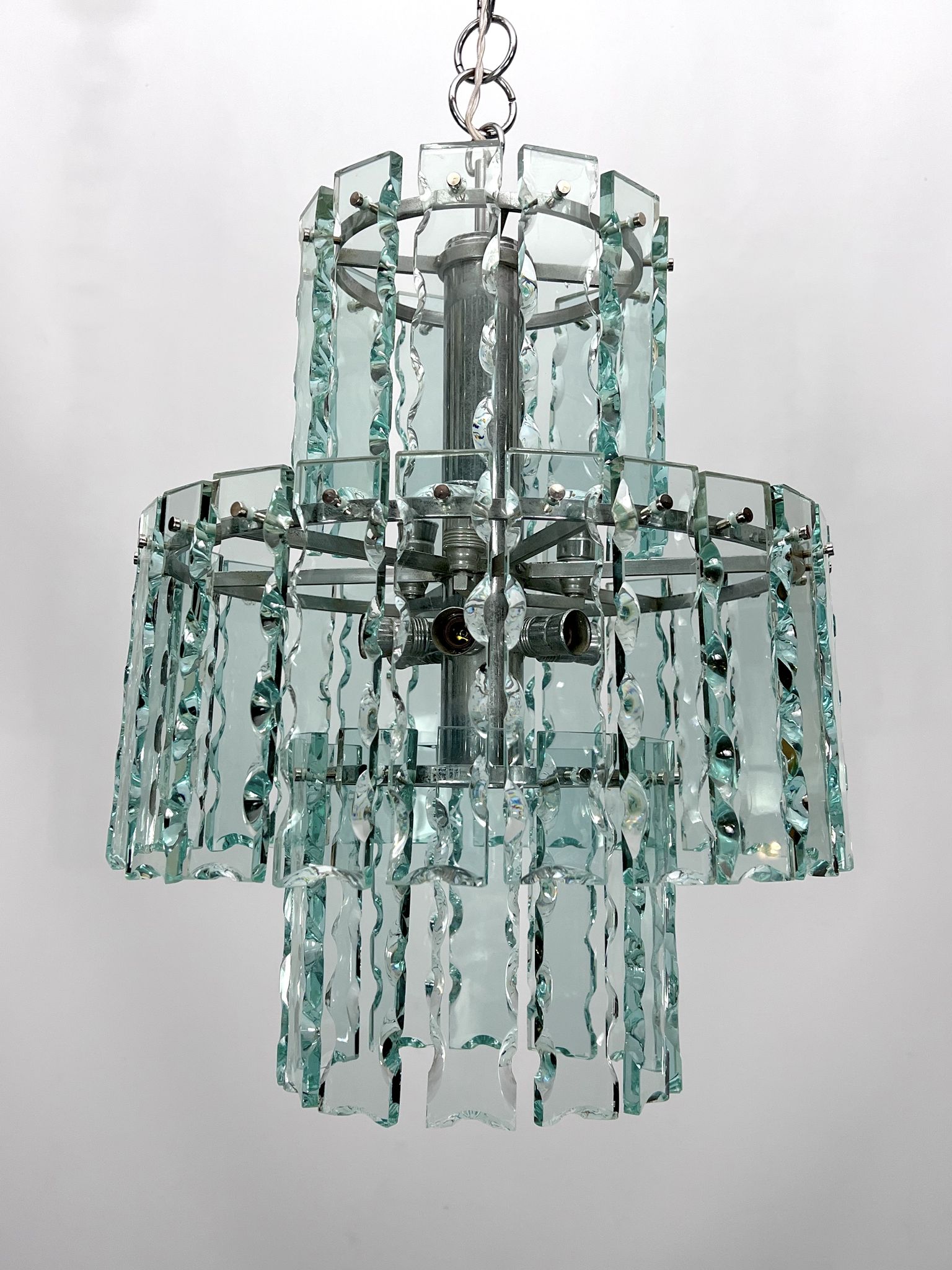 Italian cut glass chandelier by Zero Quattro. 1970s