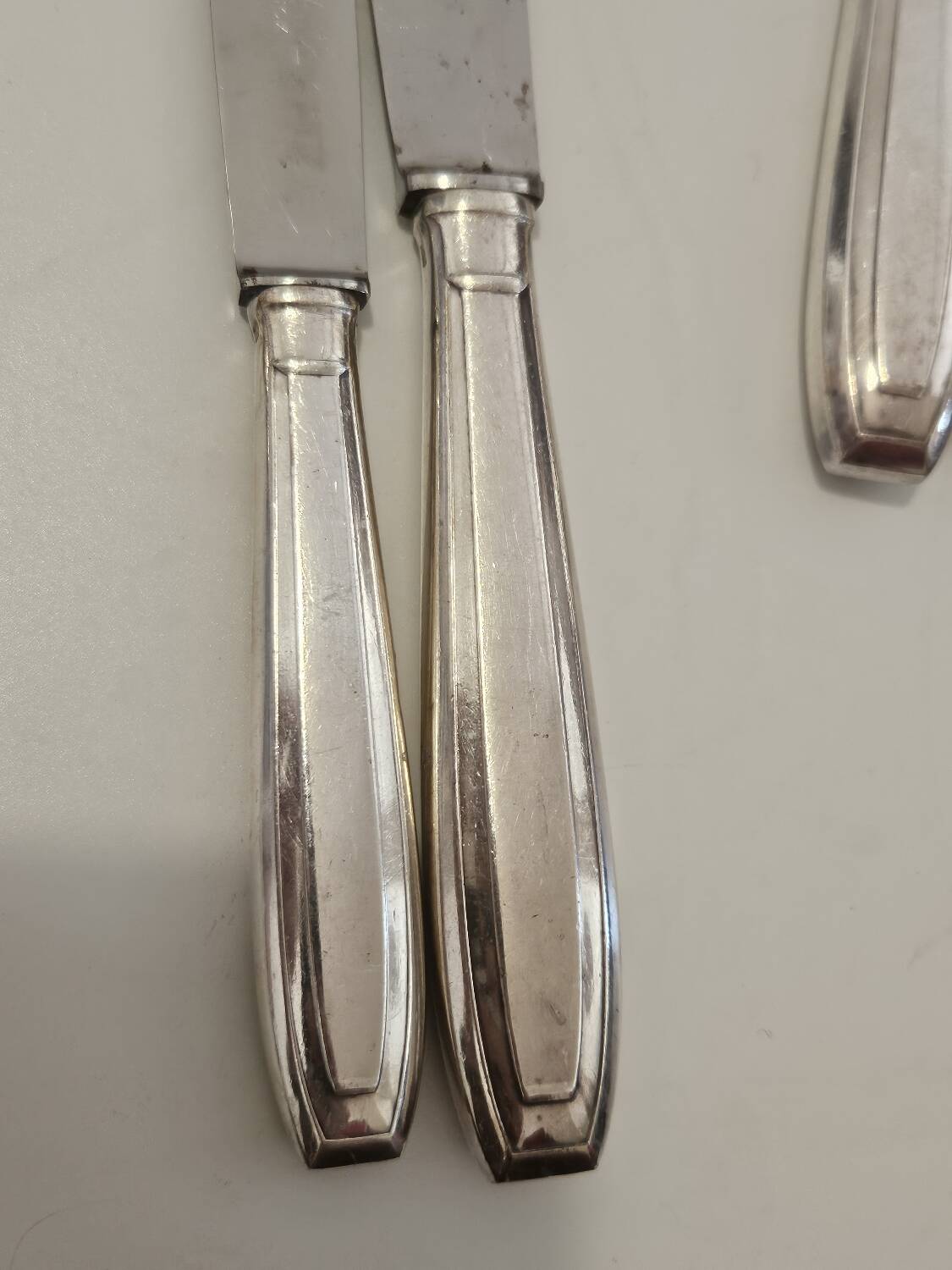 Set of stainless steel platil knives