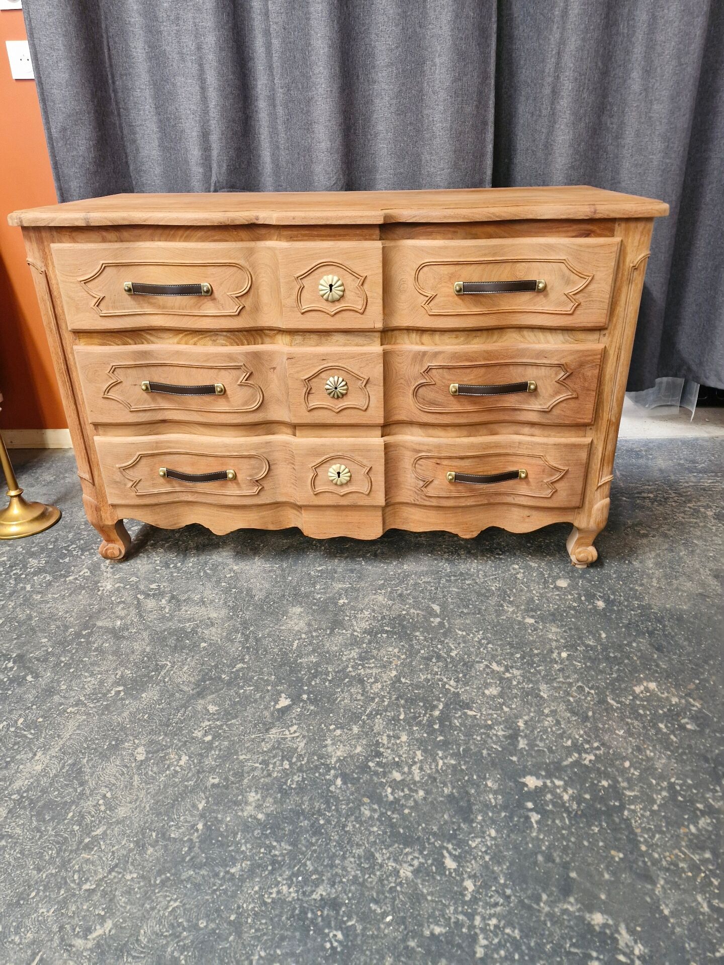 Wooden commode Aerogommer