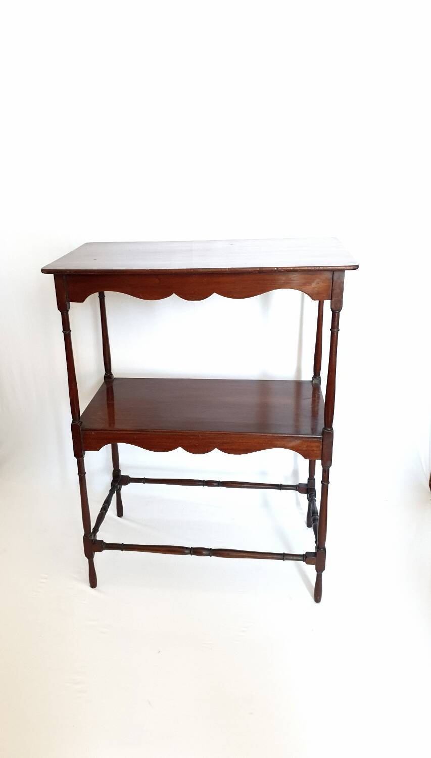 Double shelf console English furniture