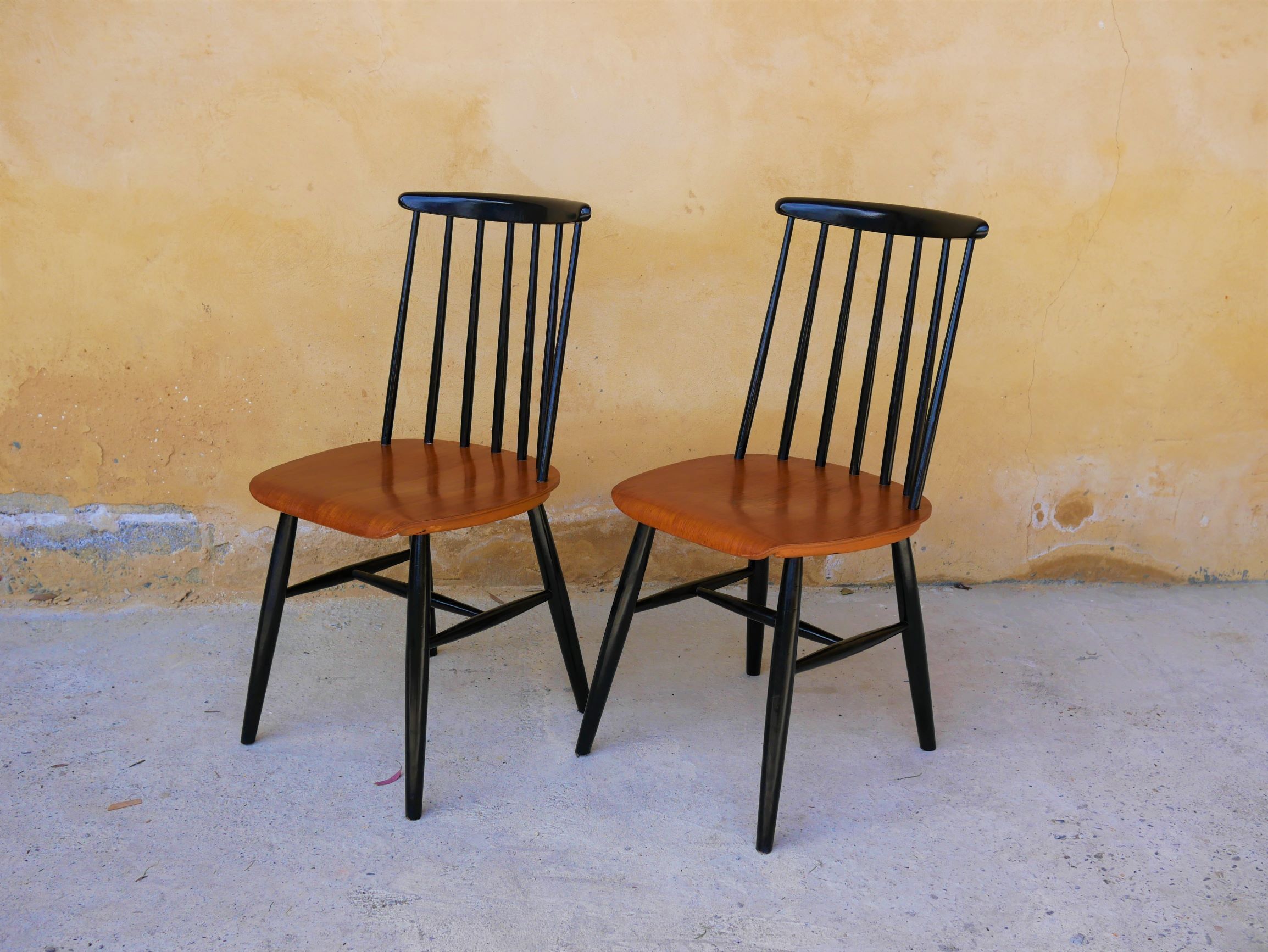 Chaise scandinave par I.Tapiovaara modèle « Fanett »