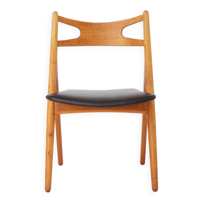 Chaise Sawbuck CH29 par Hans J. Wegner pour Carl Hansen & Søn   Chêne danois