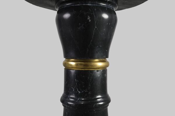 Colonne en marbre noir belge antique, France vers 1900