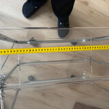 Folding dessert table in acrylic on wheels