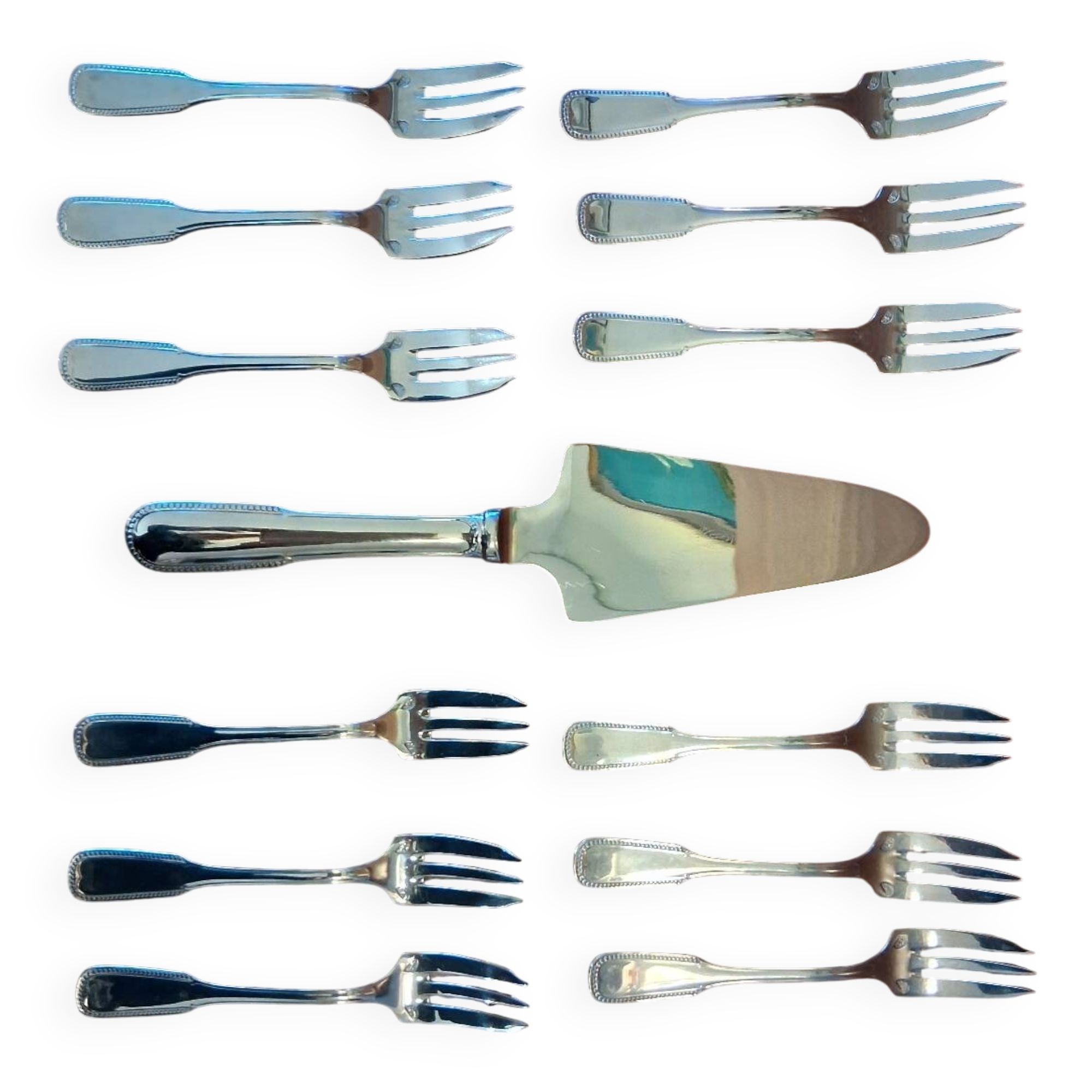 Cake cutlery