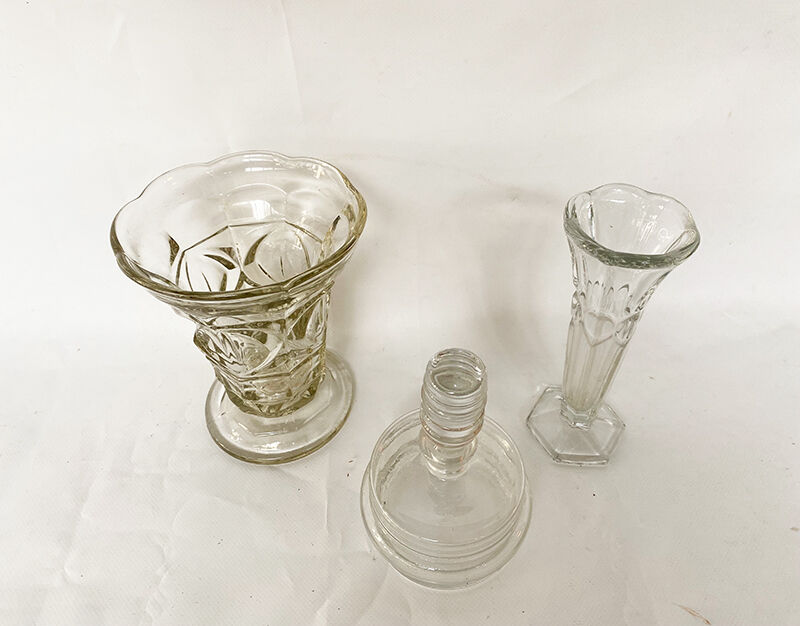 Lot vases