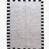 Beni Ourain rug - 322 x 218 cm
