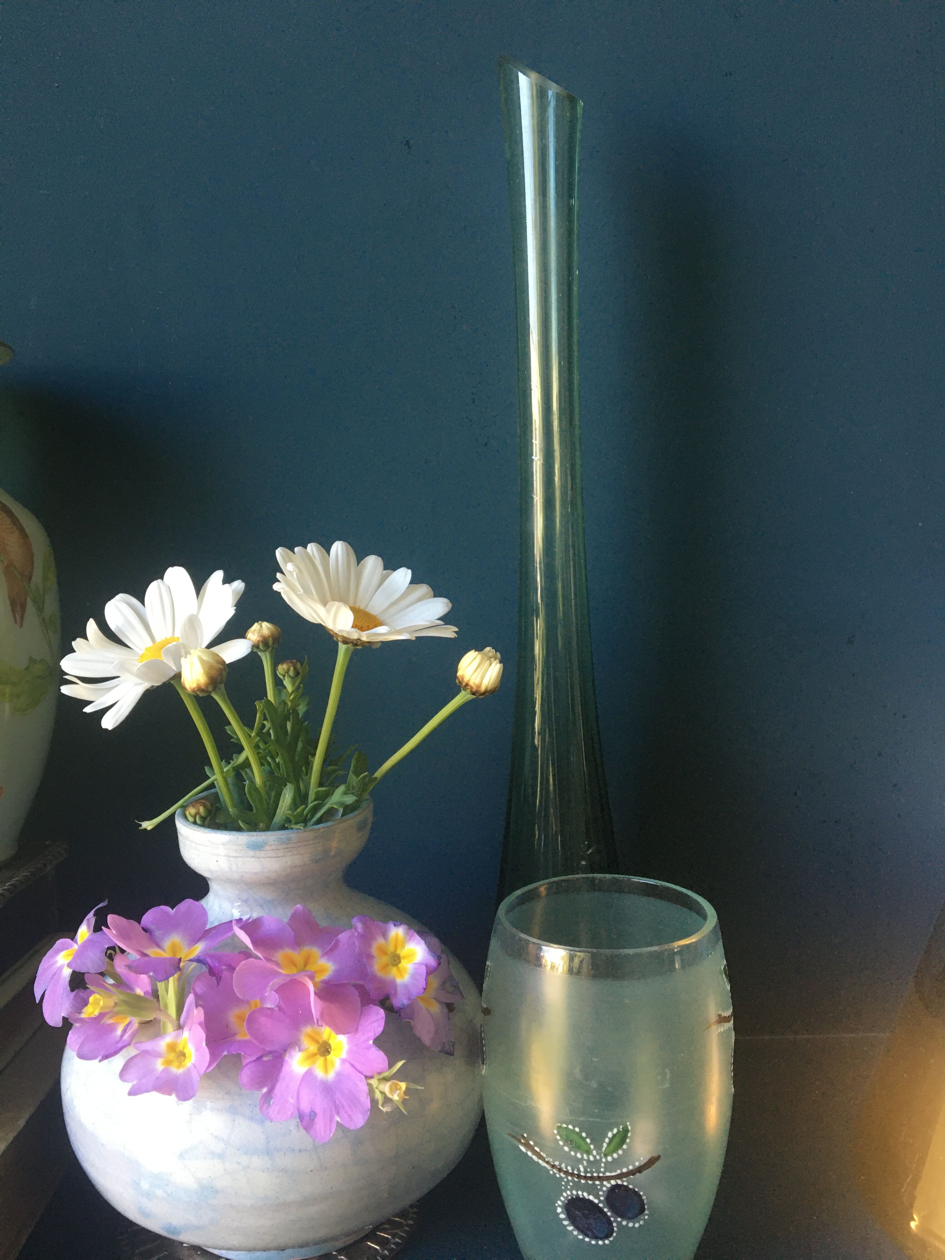 Vase pique fleurs céramique