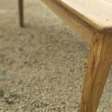 Rustic farmhouse table in solid oak with antique patina finish 200 x 90