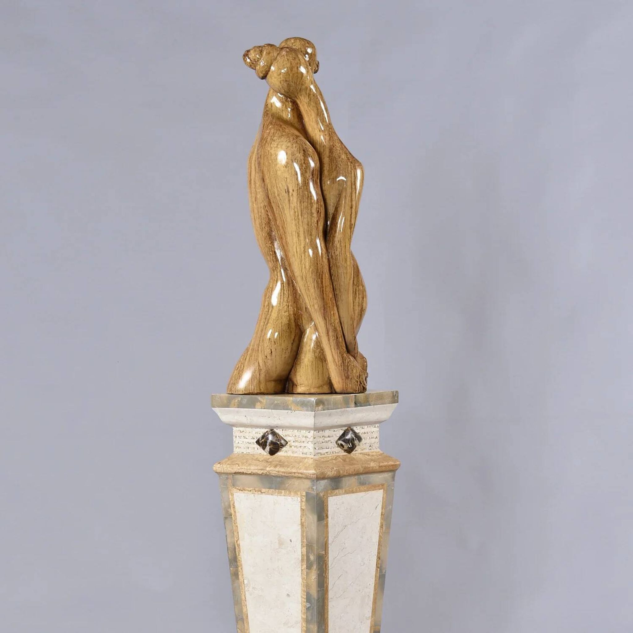 Pygmalion et Galatée sculpture moderne de l'artiste cubain Manuel Carbonell