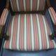 Paire de fauteuils en noyer style Louis XVI