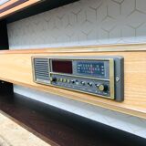Wanda radio headboard
