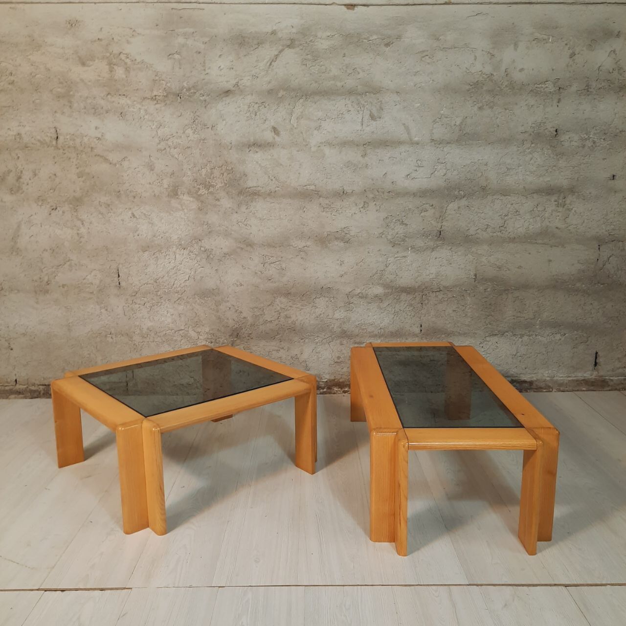 Pair of coffee tables 1970/1980