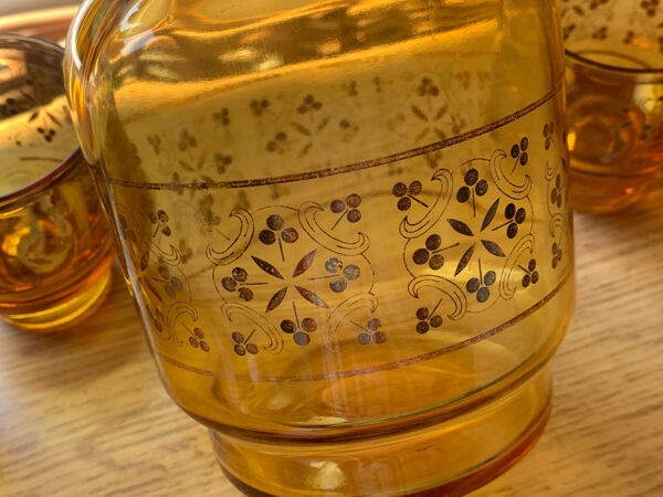Service carafe et 6 verres ambrés