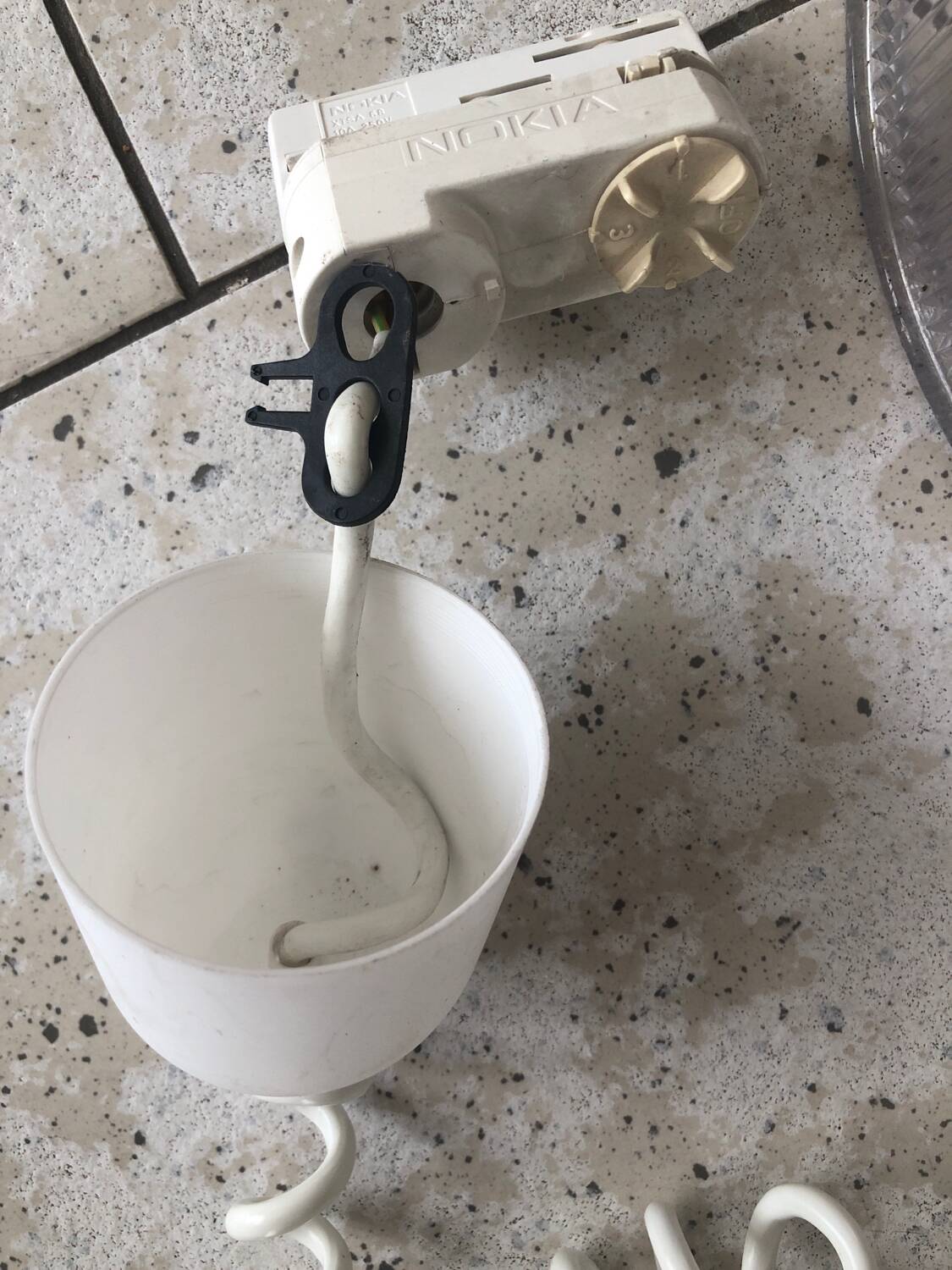 3 suspensions industrielles oktalite