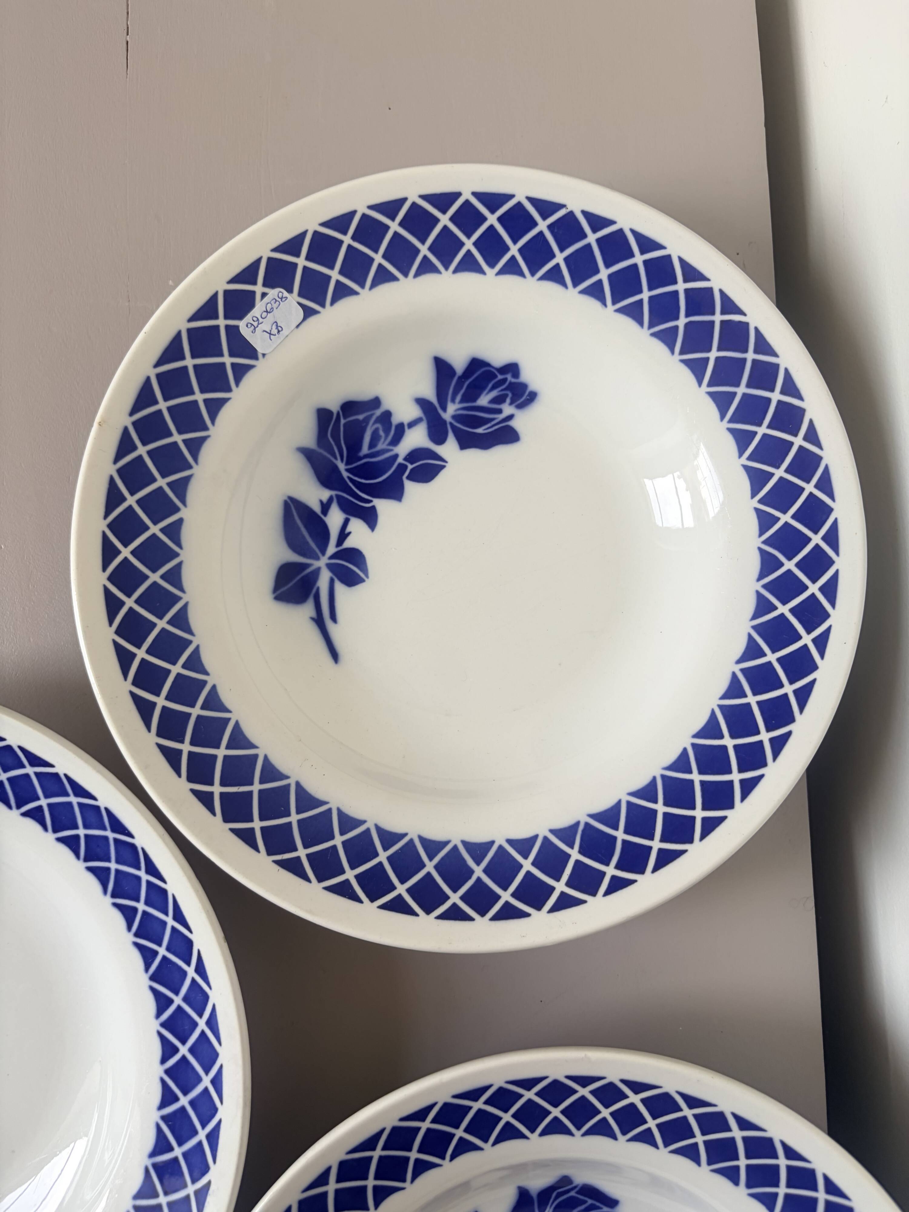 3 vintage deep plates 220638