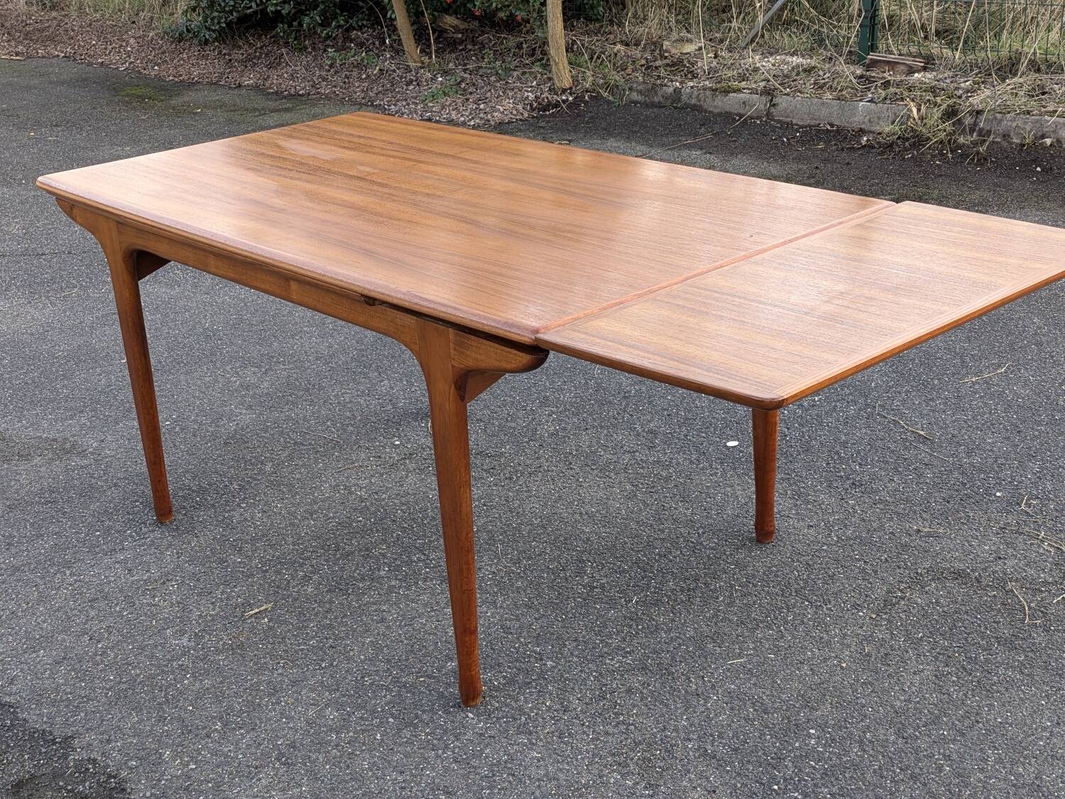 Vintage Teak dining table, "Paris TV cabinet" 1960 + extensions