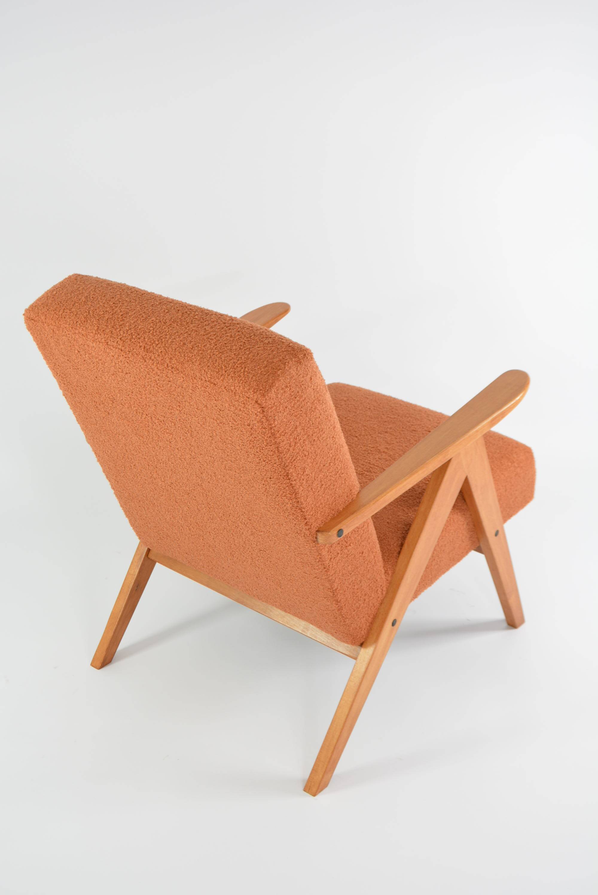 Kompas terracotta armchair