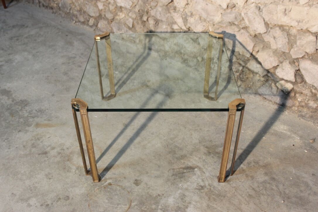 Vintage square coffee table in glass and brass by Peter Ghyzcy