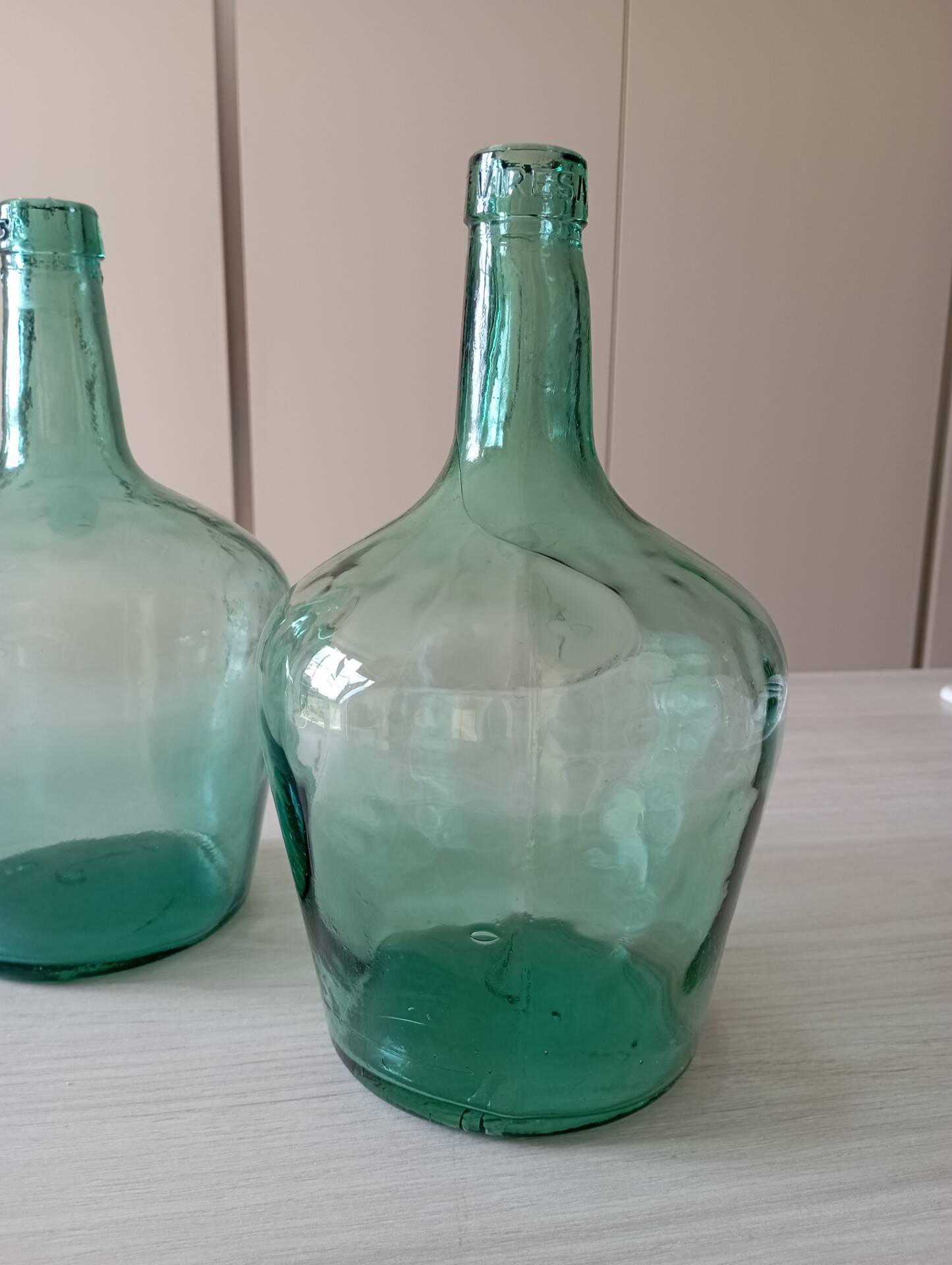 Set of 2 demijohns
