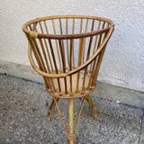 Vintage rattan worker