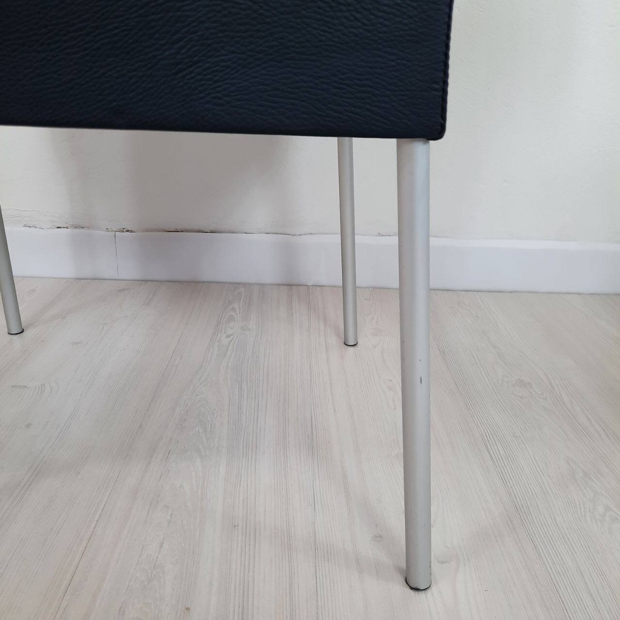 Quatre fauteuils de Matteo Grassi cuir années 1990/2000