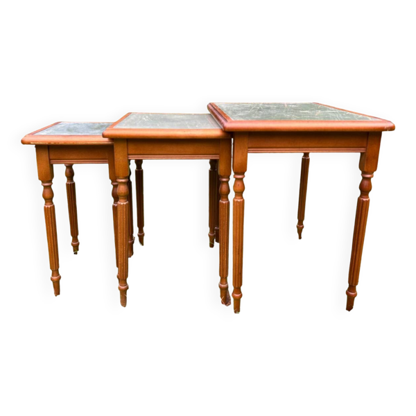 Lot de trois tables gigognes