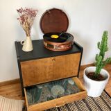 Storage cabinet