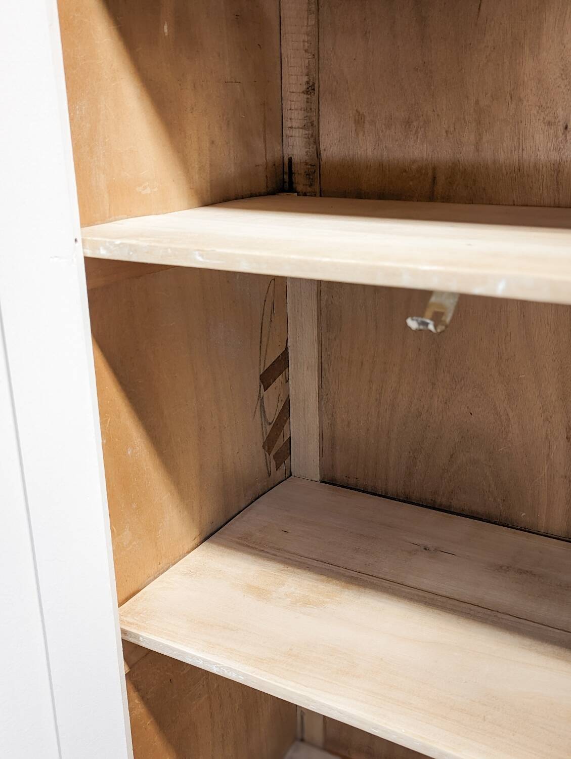 Armoire parisienne