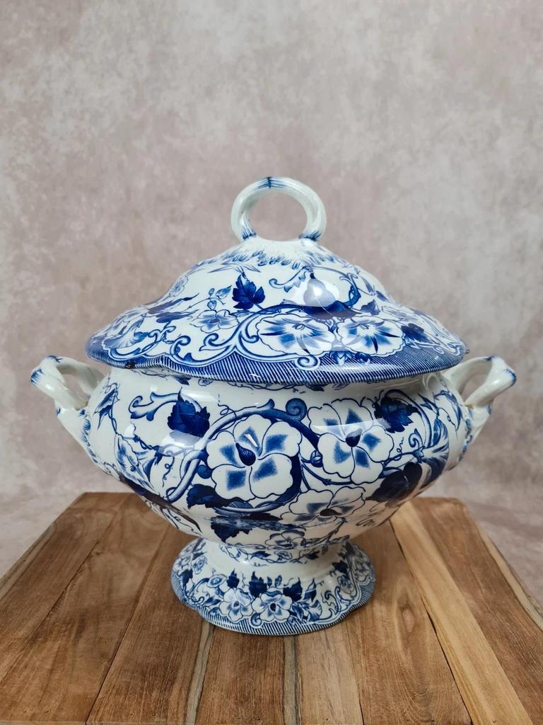 Large antique soup tureen Creil & Montereau – Flora model
