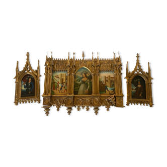 Neo-Gothic triptych in gilded wood