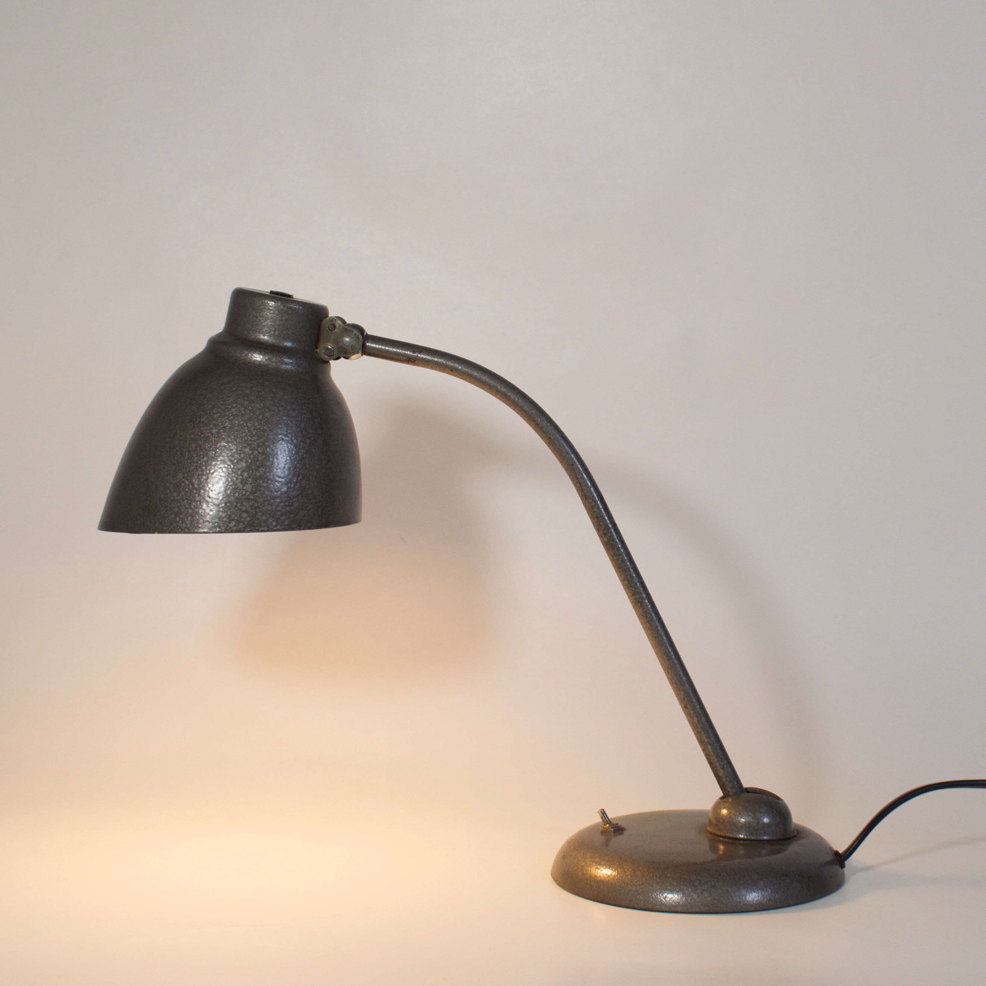Office lamp, modernist metal, vintage