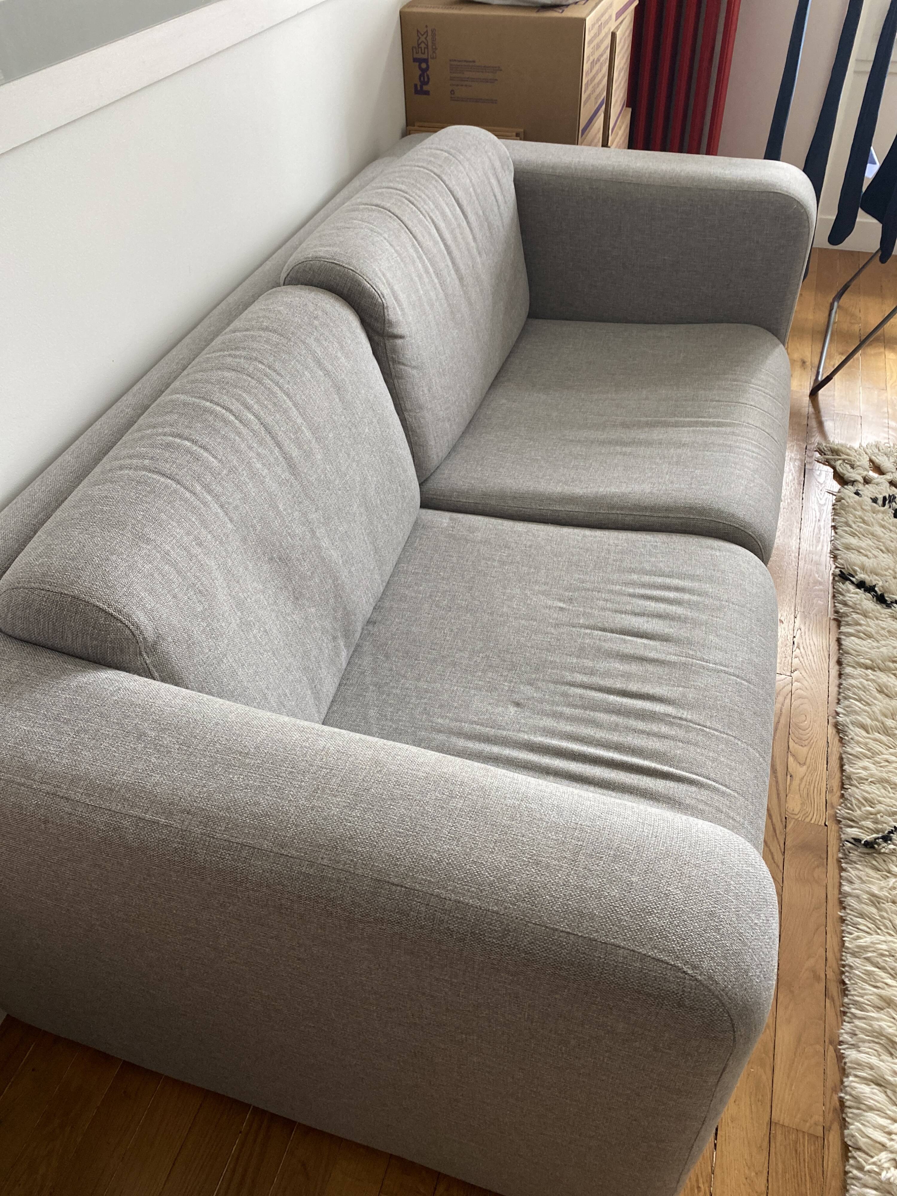 Contemporary sofa light gre