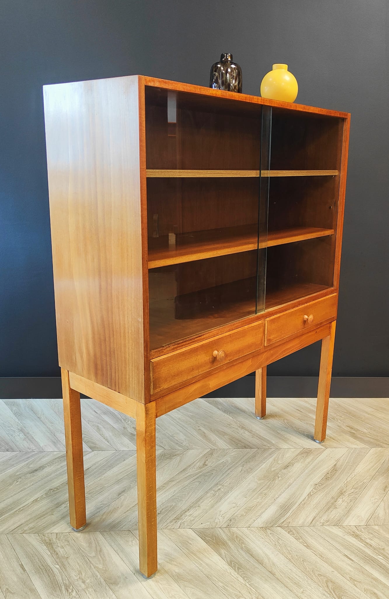 Mid century display cabinet vintage
