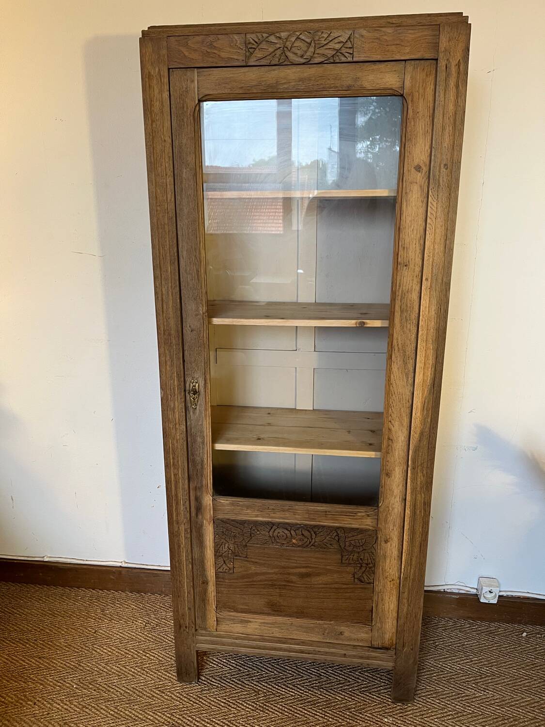 Vintage art deco dresser