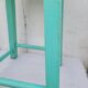 Tabouret en bois bleu