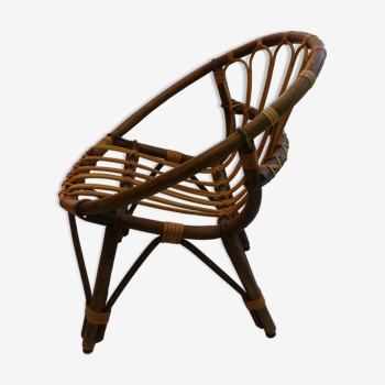 Armchair basket