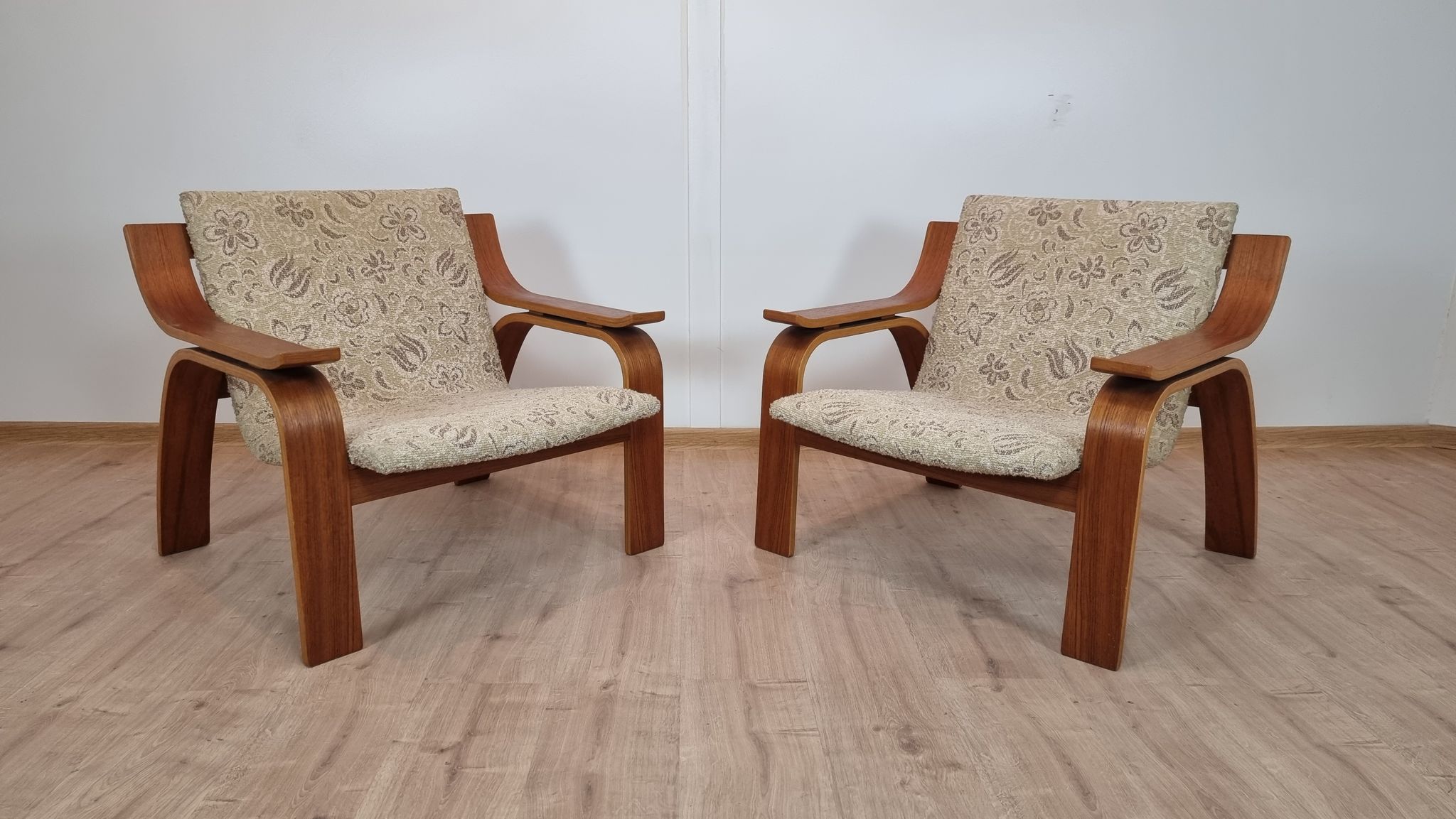 Pair of armchairs by Drevopodnik Holesov