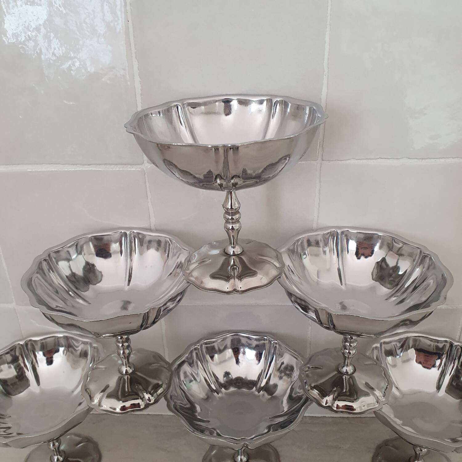 6 Coupes à dessert en inox