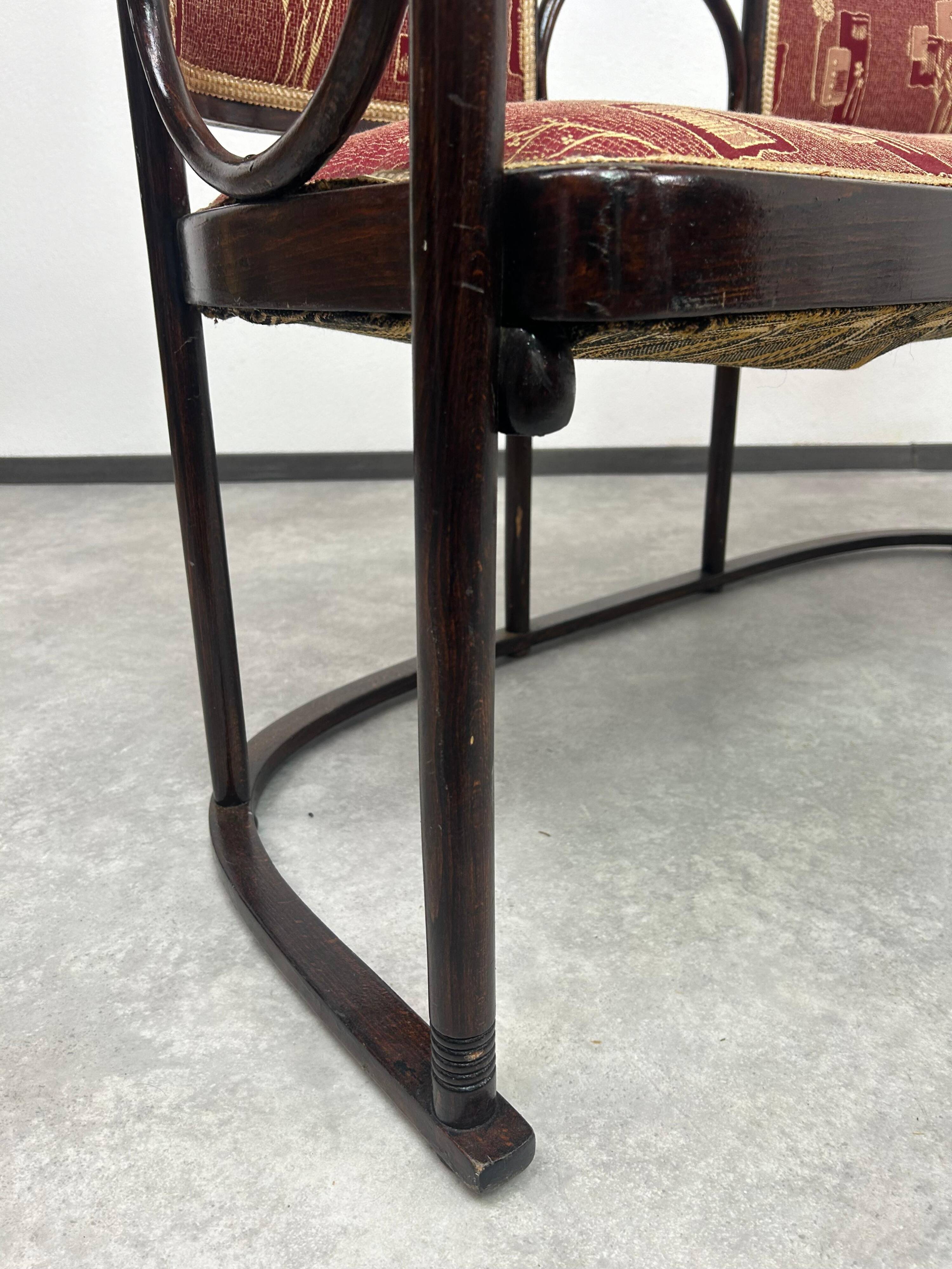 Fledermaus Bench no. 728 by architect Josef Hoffmann