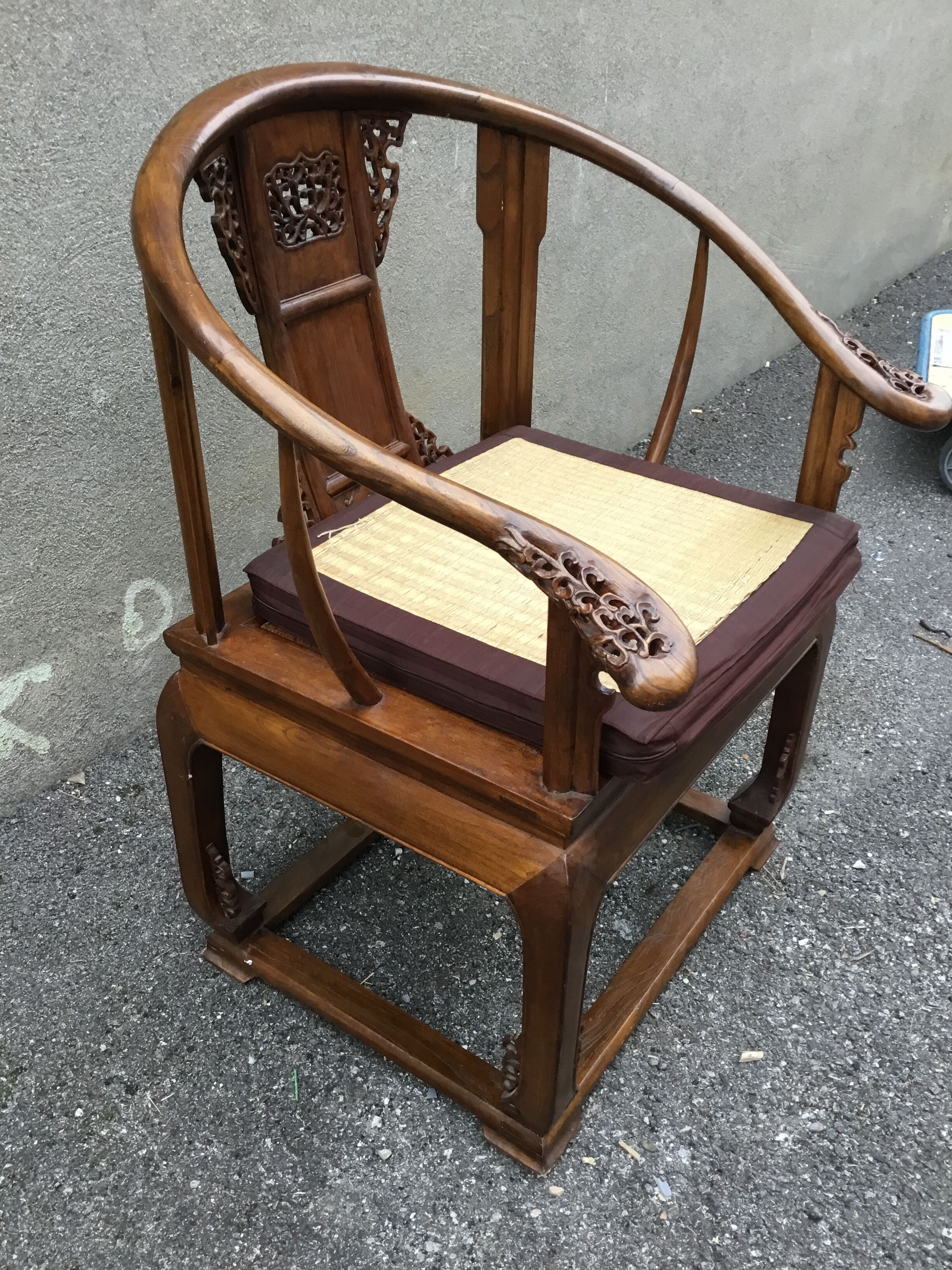 Chinese horseshoe armchair