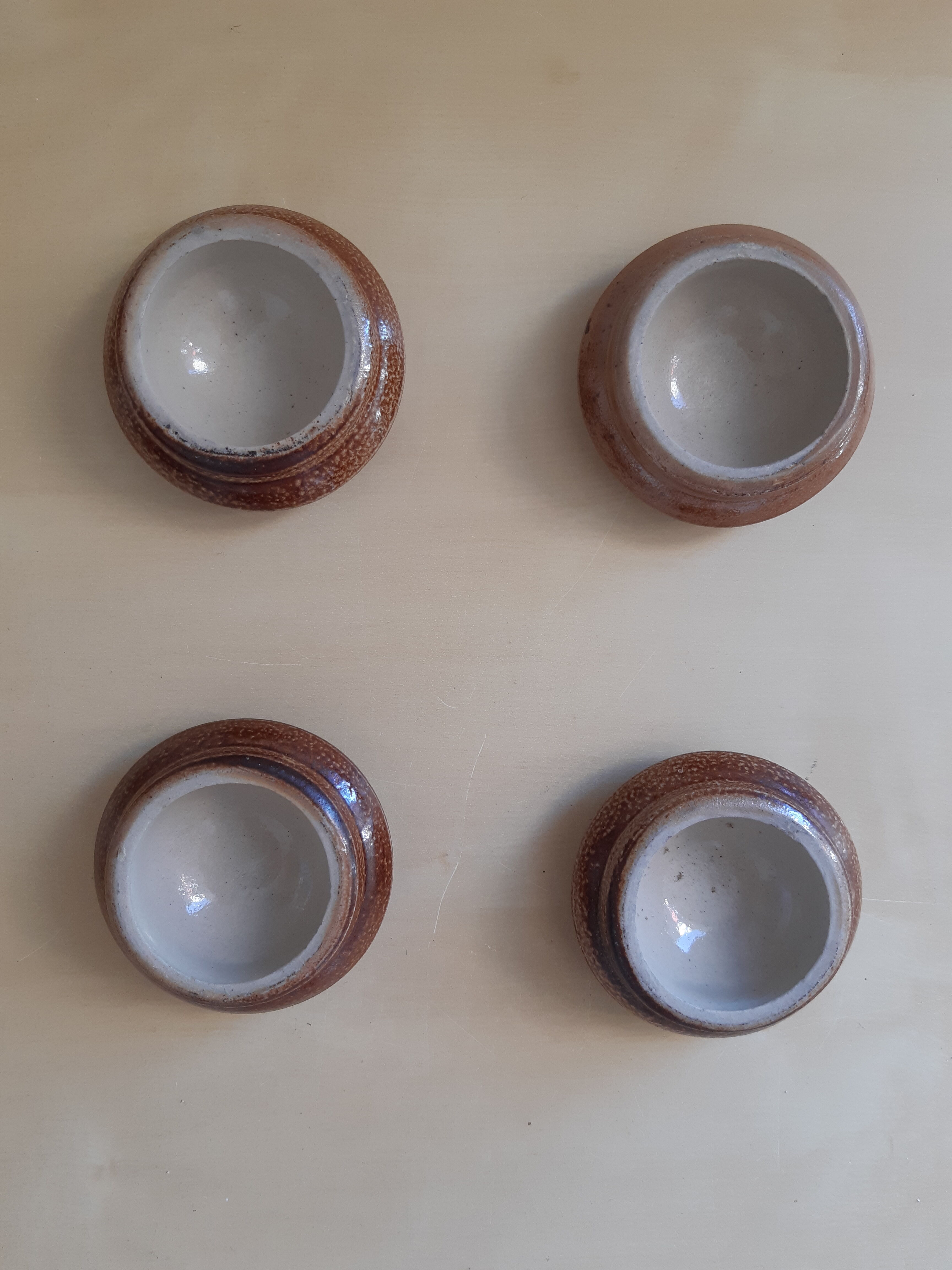 Set of 8 vintage sandstone coquetiers