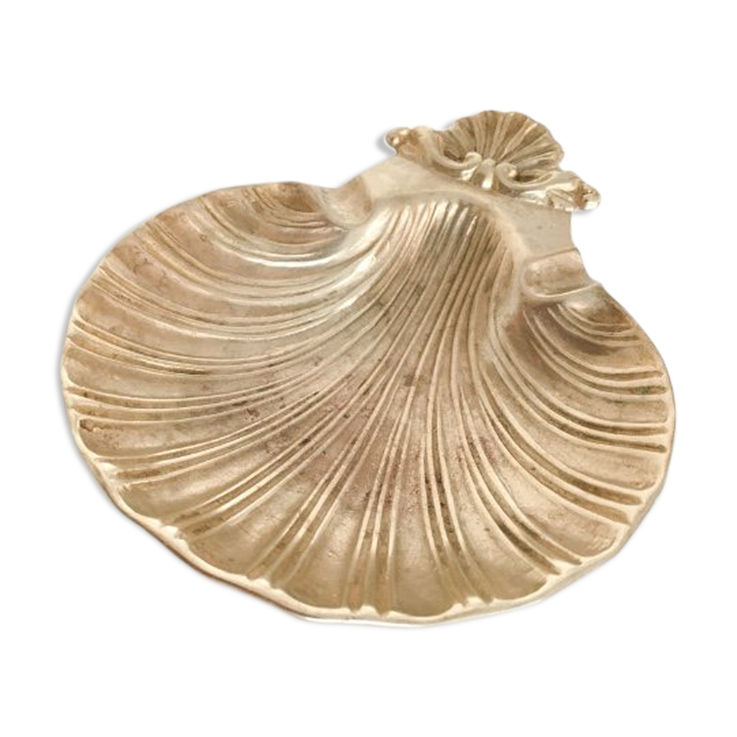 St. James shell ashtray in golden brass