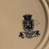 Series of 6 old flat plates in blue earthenware from Gien Iron Earth mature model