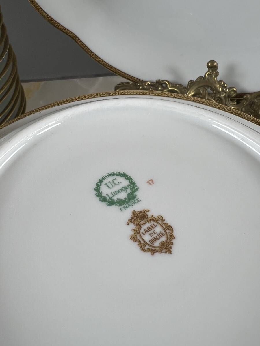 45-piece table service in Limoges porcelain, 20th century