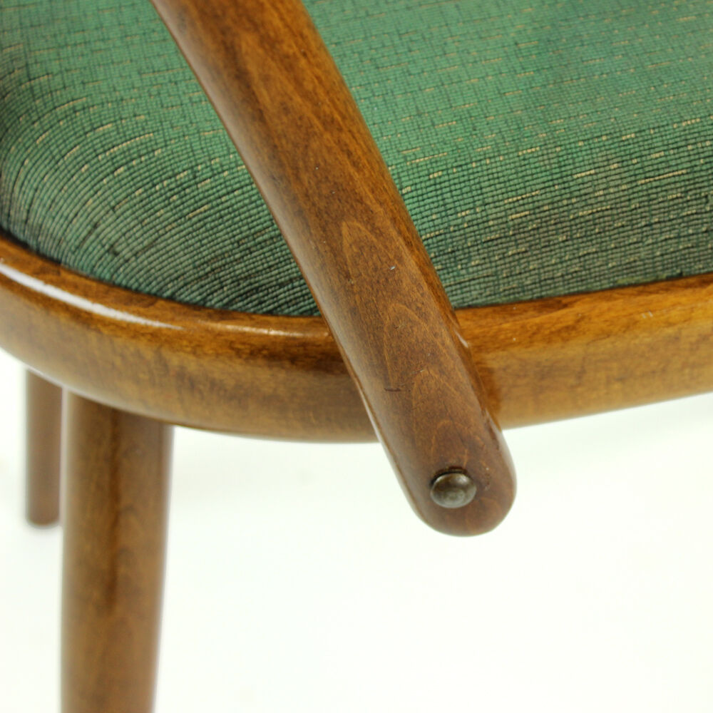 Bentwood chairs by Ton design Antonin Suman, Czechoslovakia, circa 1960