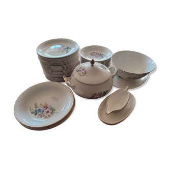 Digoin tableware set