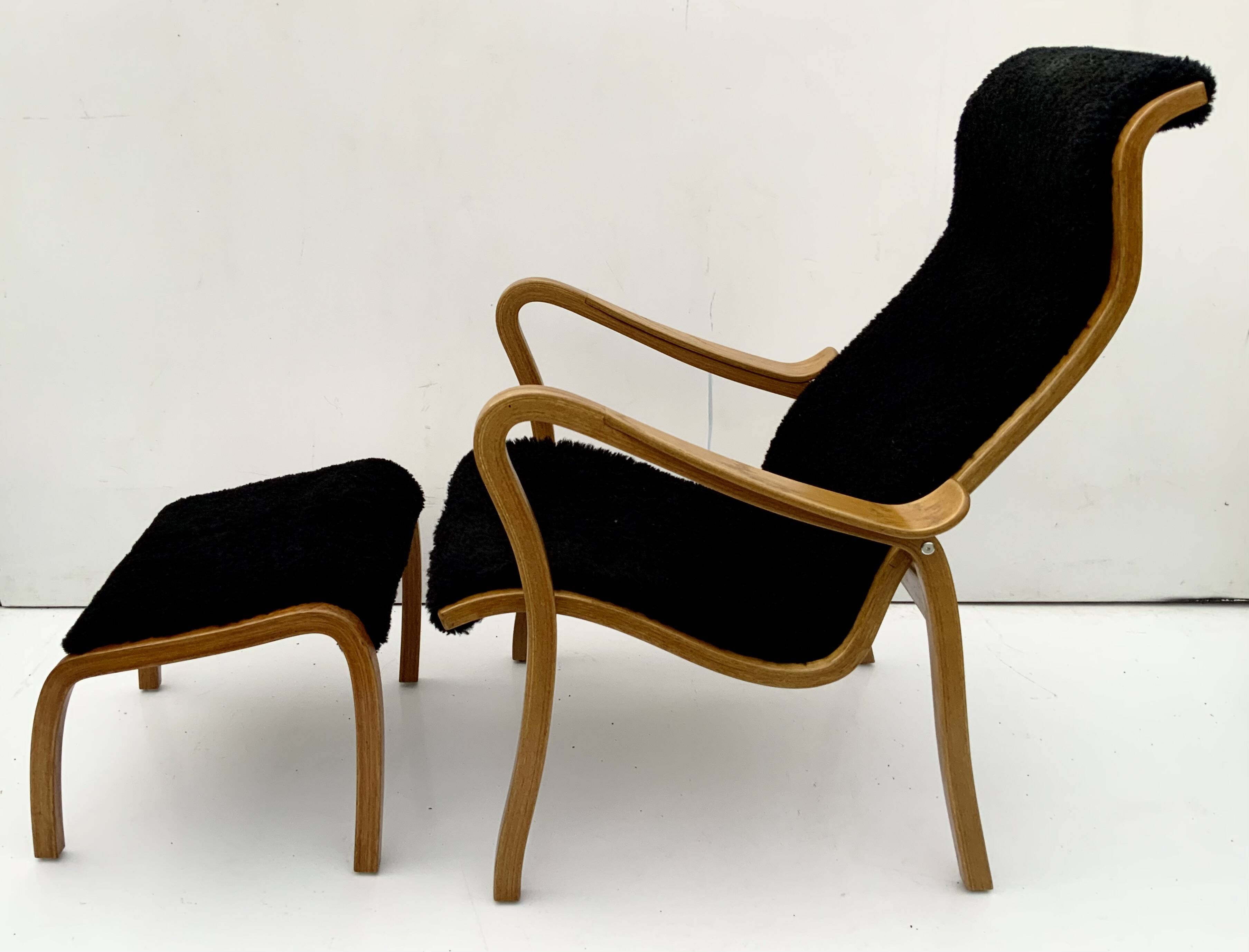 Vintage G.A. Berg “Torparen” Armchair, Oak, Black Sheepskin, Ottoman, 1960s